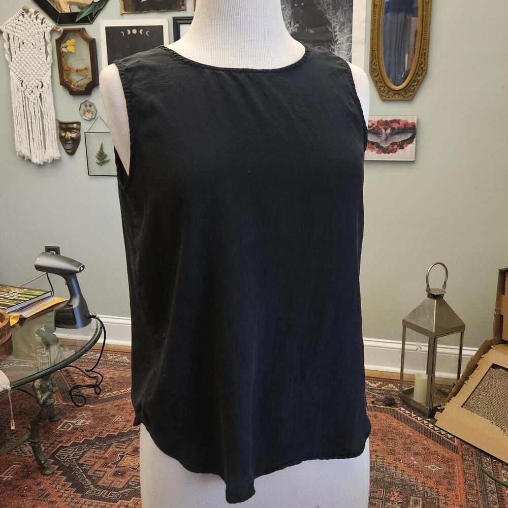 vintage Angela Tony black 100% silk tank top, size 12 medium Large